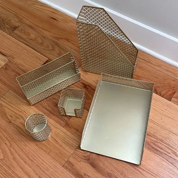 Gold Mesh Metal Office Organizer set - Picture 4 of 7